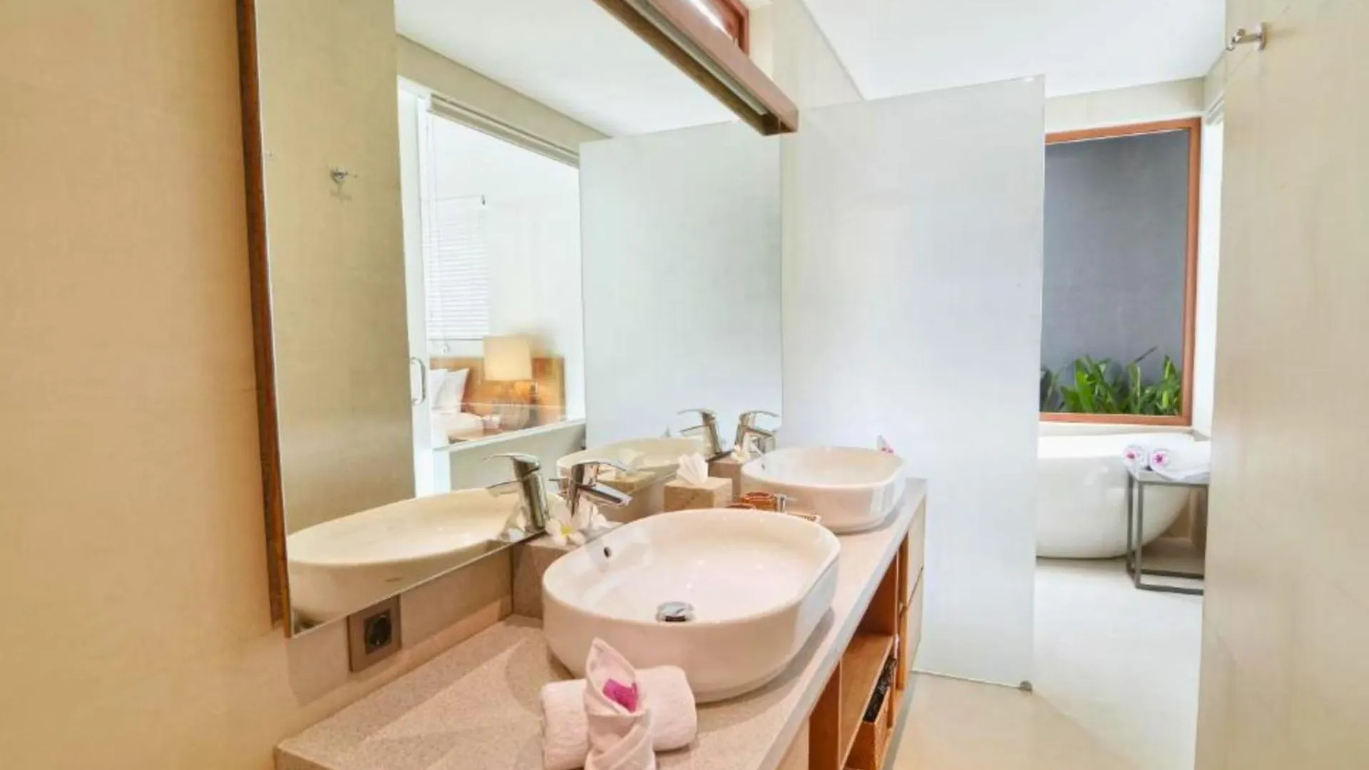 Fressia 3 Bedroom Private Pool Villa An12 Canggu