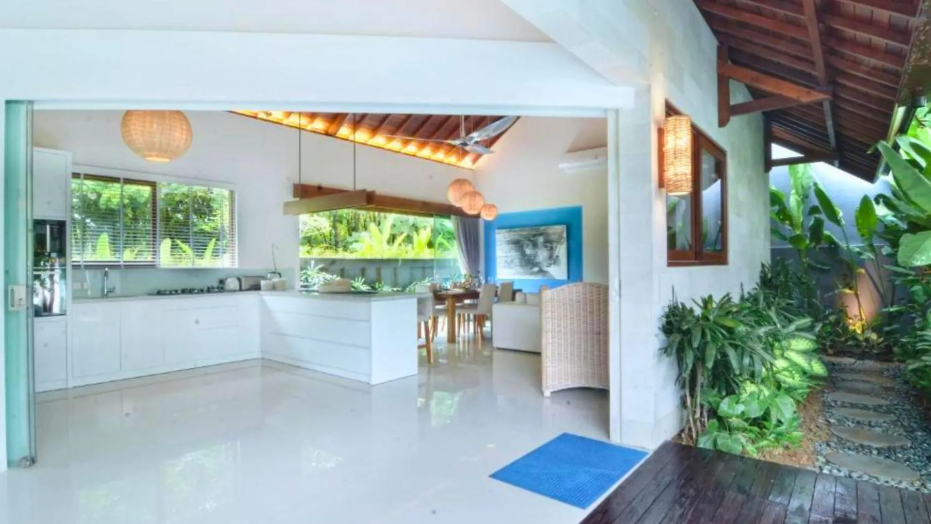 Fressia 3 Bedroom Private Pool Villa An12 Canggu   Canggu (Bali)